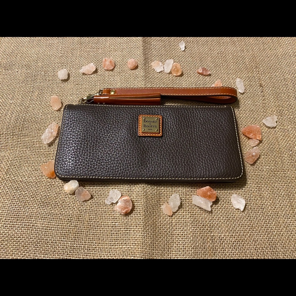Dooney & Bourke Tatum Chocolate Wallet/Wristlet